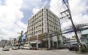 Montree Phuket Hotel